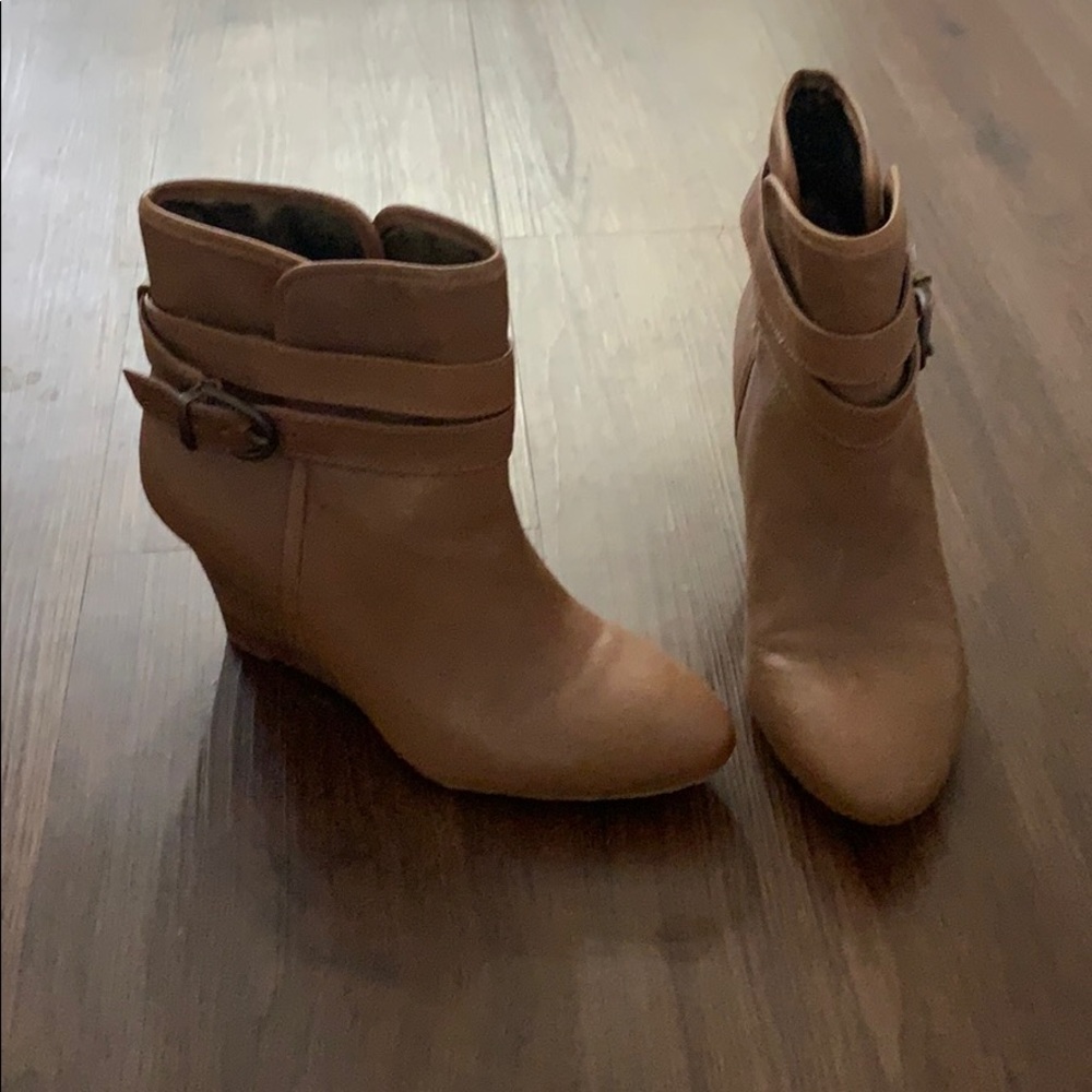 Banana Republic Leather booties